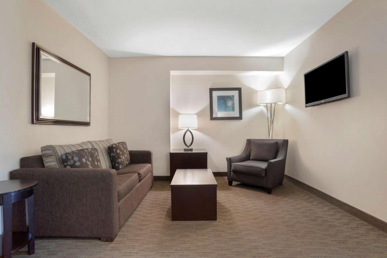 Best Western Plus Tallahassee North Hotel Екстериор снимка